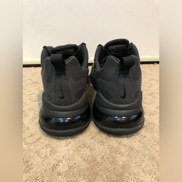 Nike Air Max 270 React Black Oil Grey Size 9.5 - Picture 6 of 11
